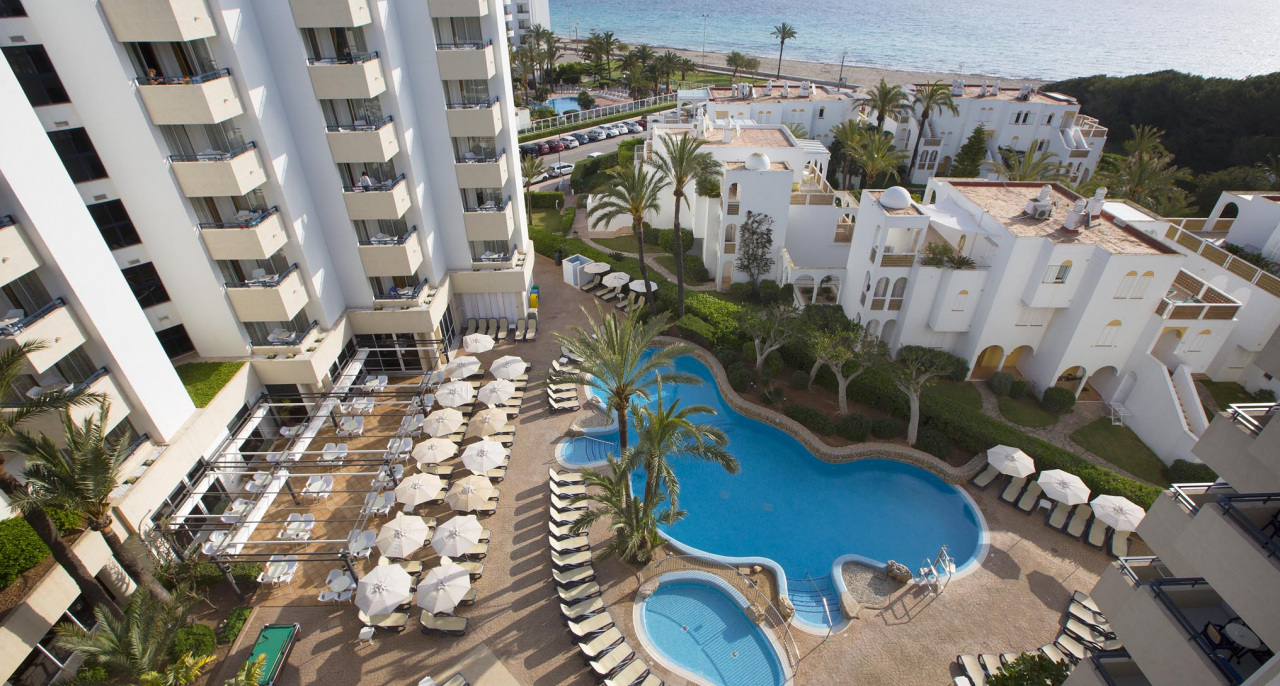 Aparthotel Bahía Grande in Cala Millor - Mallorca | HIPOTELS