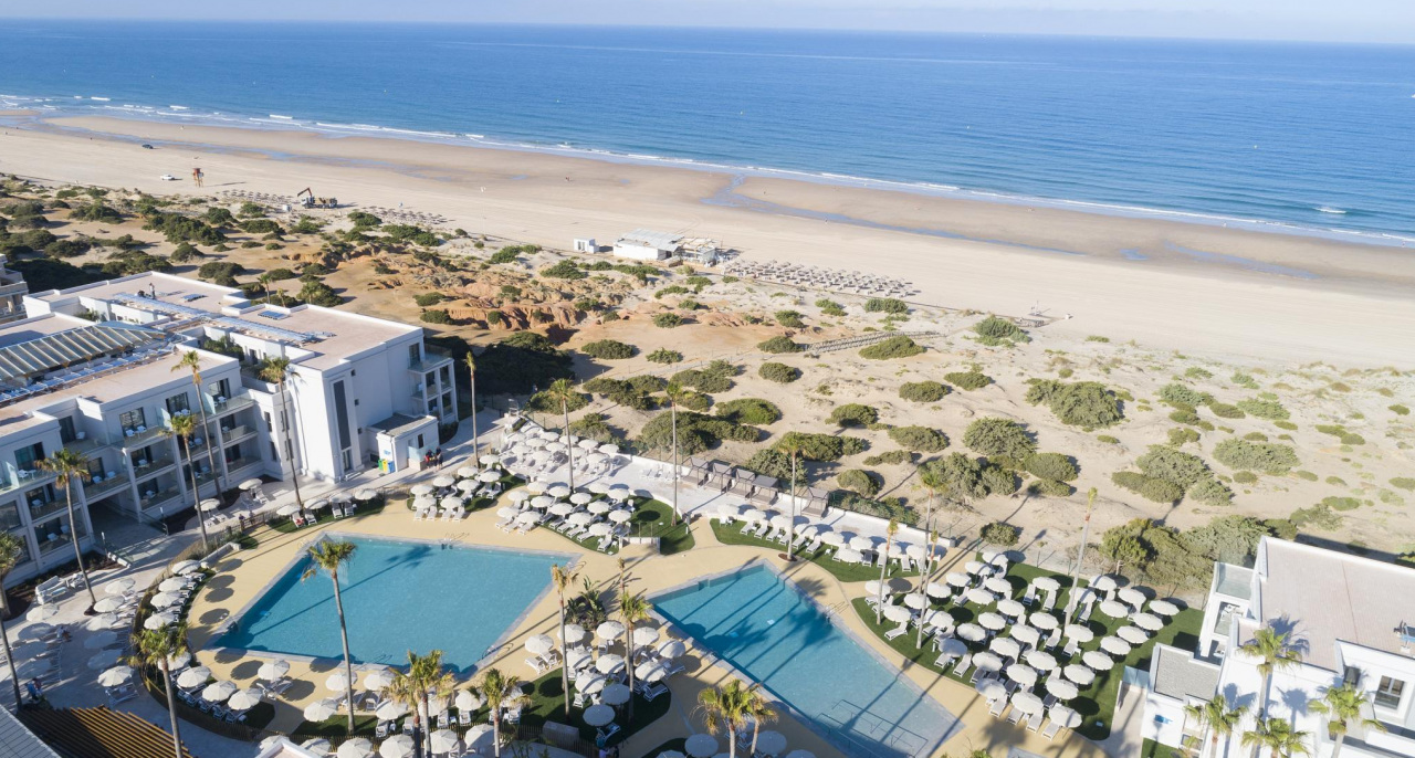 Hotel Barrosa Park in Chiclana de la Frontera Cádiz HIPOTELS