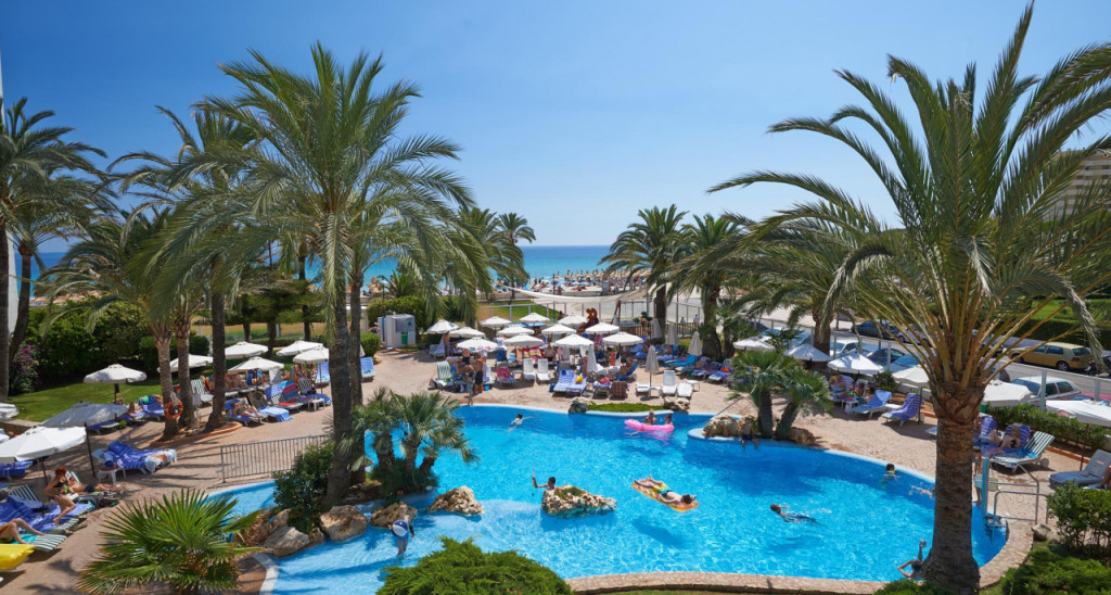 Aparthotel Las Dunas in Cala Millor - Mallorca |HIPOTELS