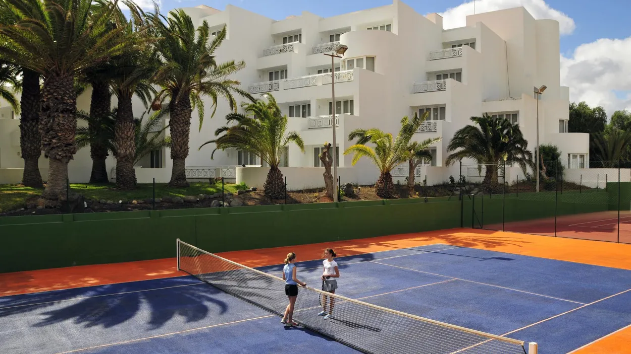 Tennis