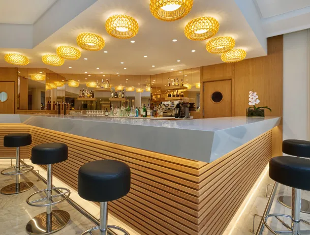 Hipotelssherryparklobbybar